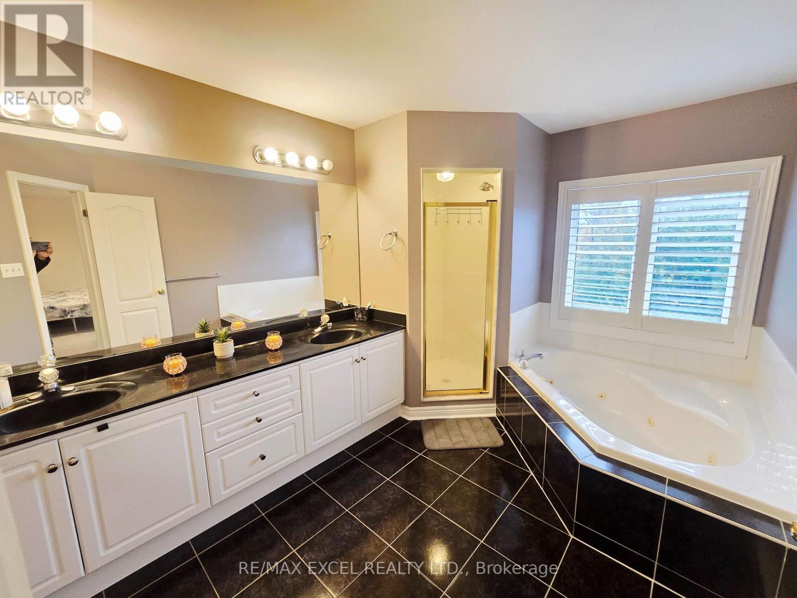 Upper Level - 31 Green Meadow Crescent, Richmond Hill, Ontario  L4E 3A9 - Photo 18 - N12482791