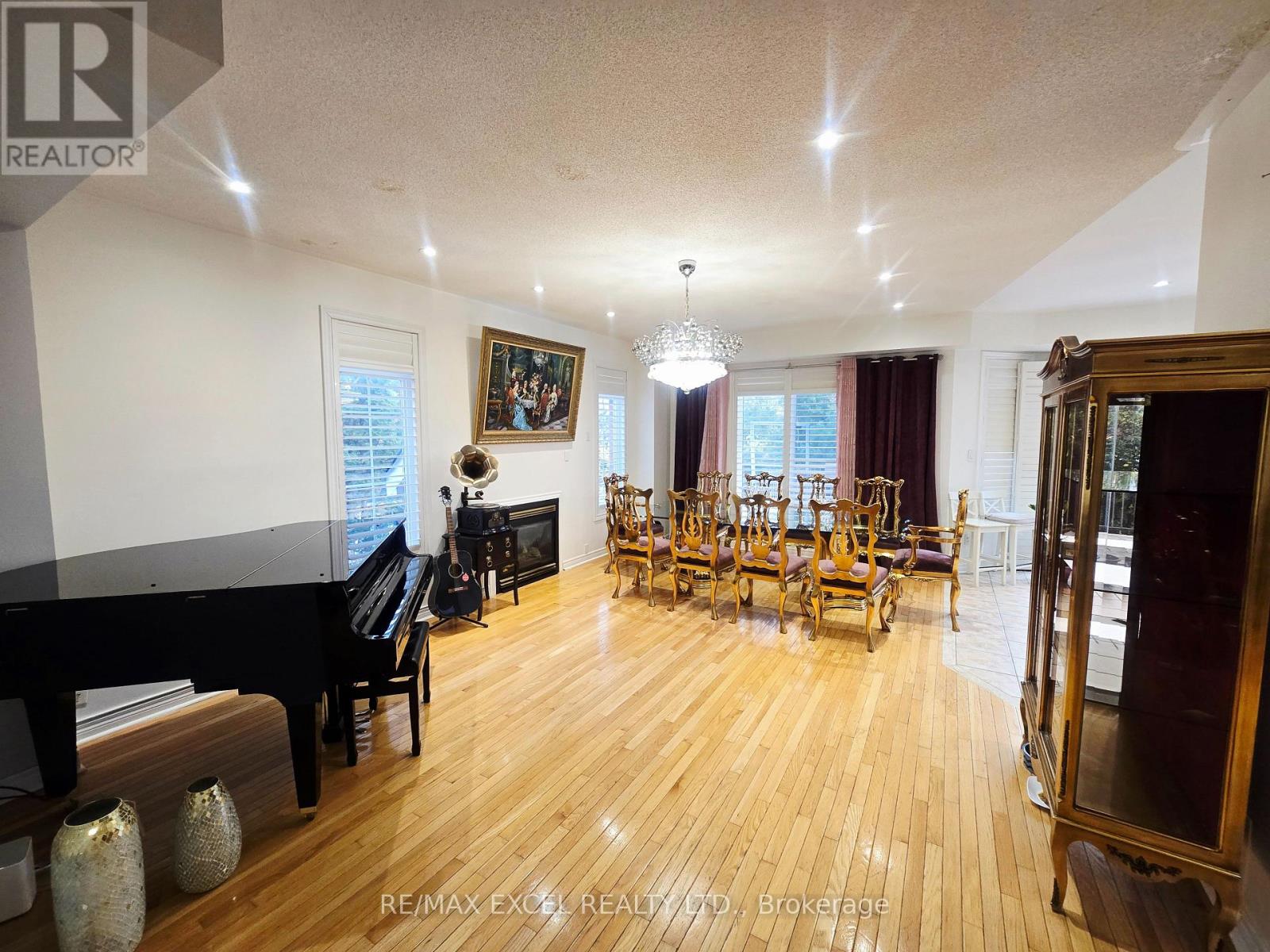 Upper Level - 31 Green Meadow Crescent, Richmond Hill, Ontario  L4E 3A9 - Photo 7 - N12482791
