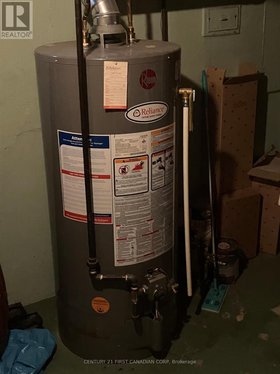 63 Hawkesbury Avenue, London East, Ontario  N5V 2K2 - Photo 26 - X12442229