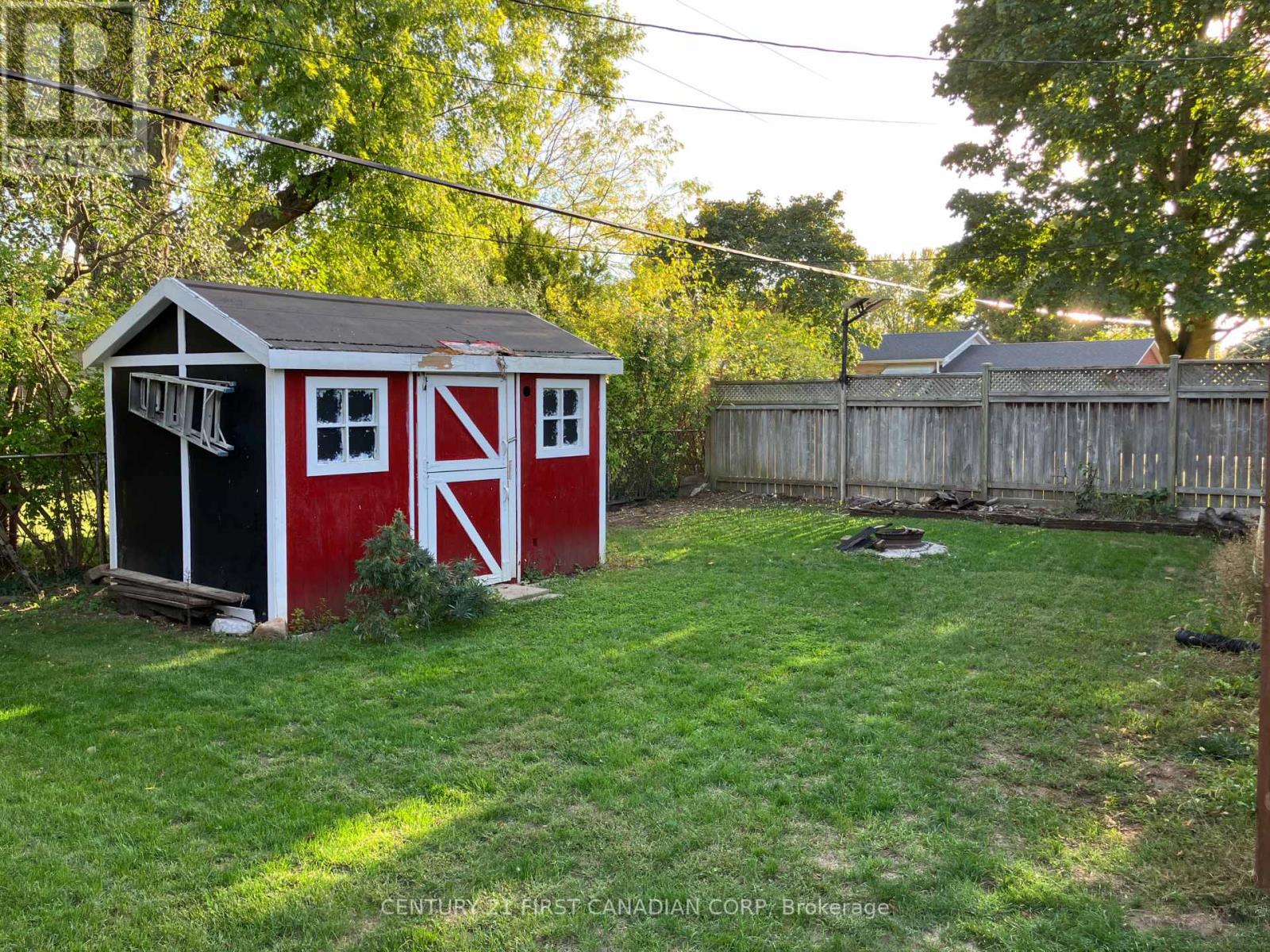 63 Hawkesbury Avenue, London East, Ontario  N5V 2K2 - Photo 30 - X12442229