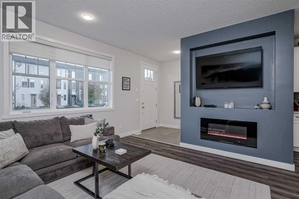 859 Walgrove Boulevard Se, Calgary, Alberta  T2X 4G1 - Photo 3 - A2266236