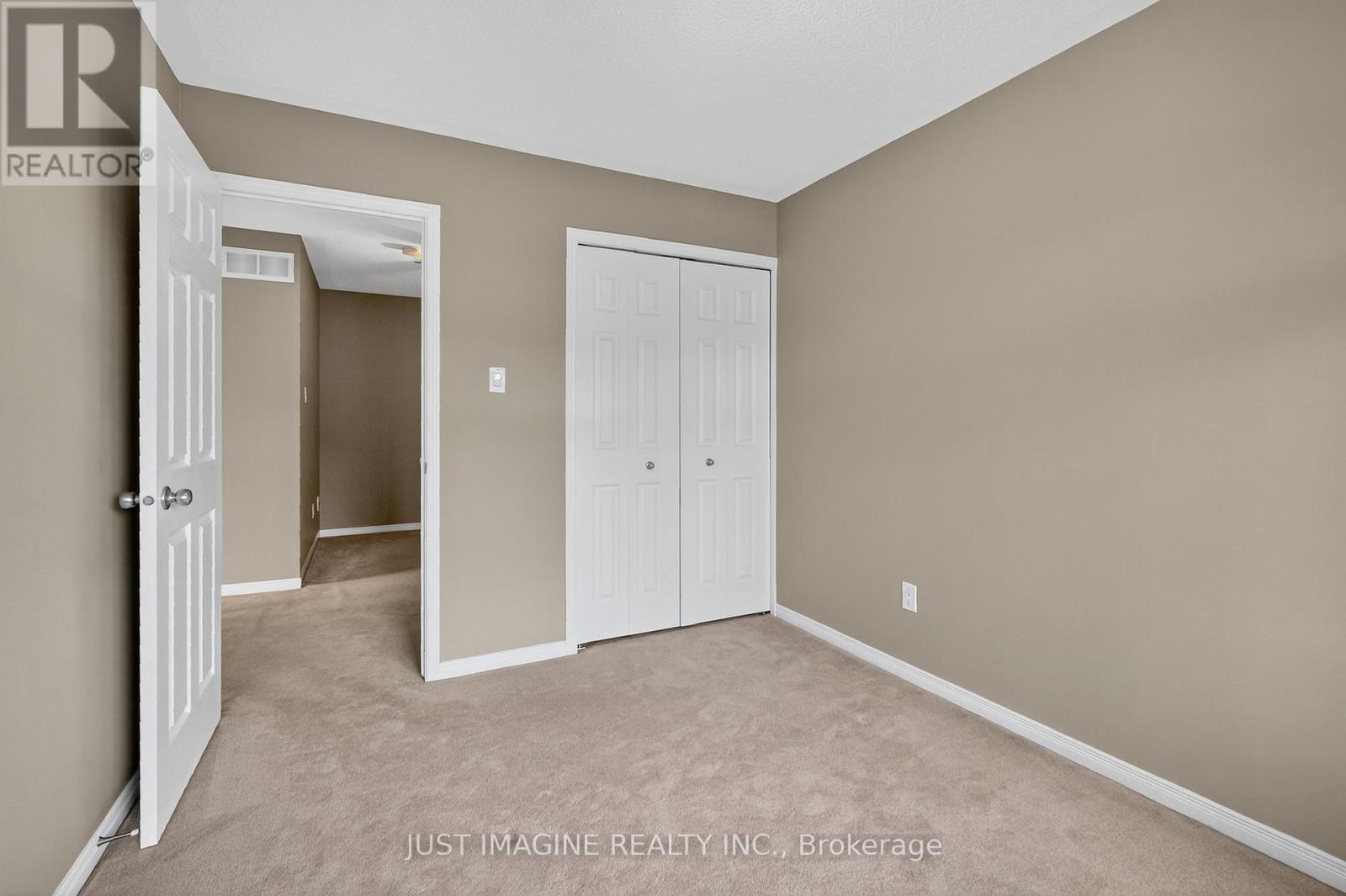 105 Caithness Private, Ottawa, Ontario  K1W 0G4 - Photo 39 - X12482566
