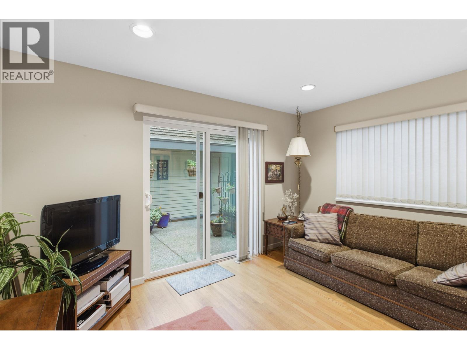 6960 Odlum Court, West Vancouver, British Columbia  V7W 3B6 - Photo 25 - R3061926