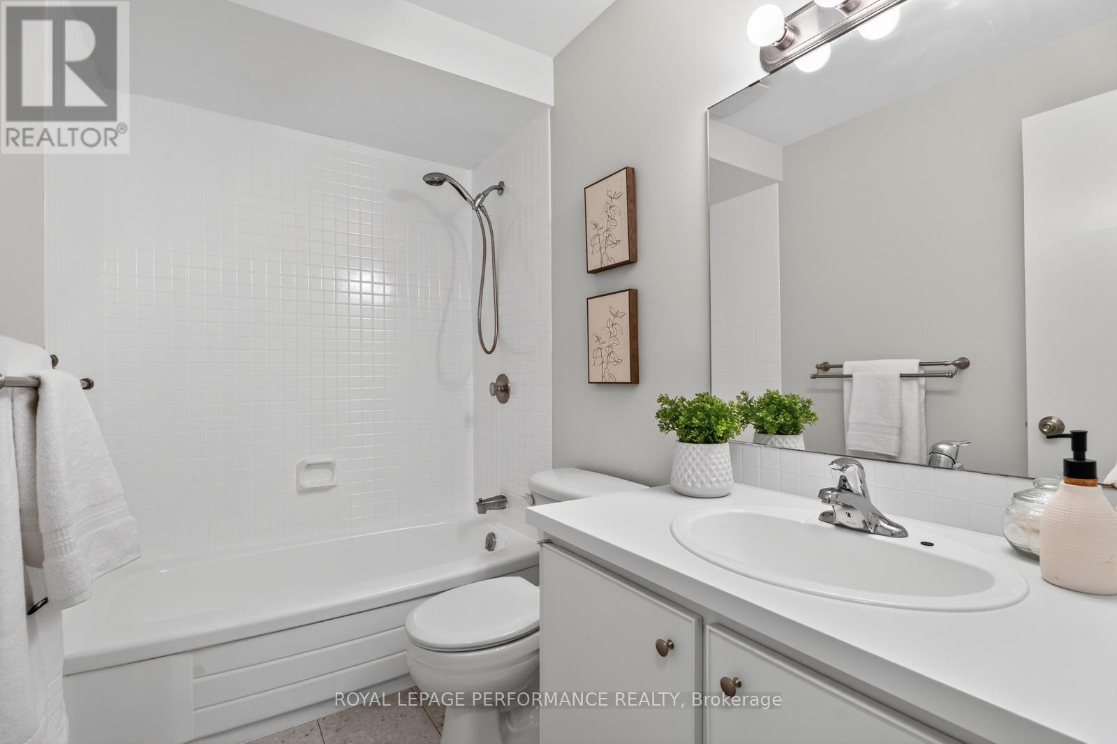 118 - 176 Woodfield Drive, Ottawa, Ontario  K2G 3W8 - Photo 23 - X12461267