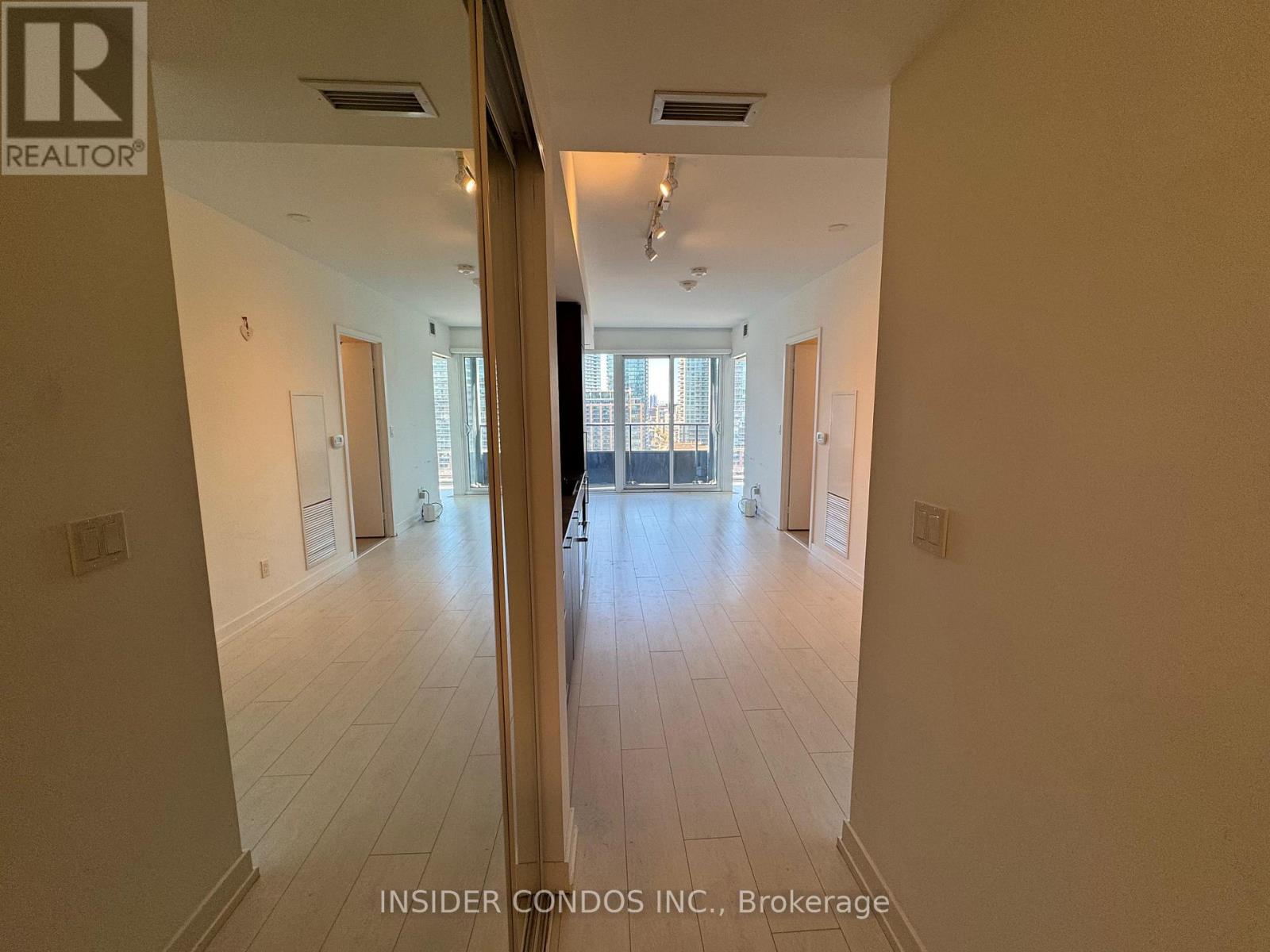 1611 - 19 Western Battery Road, Toronto, Ontario  M6K 3S4 - Photo 2 - C12482806