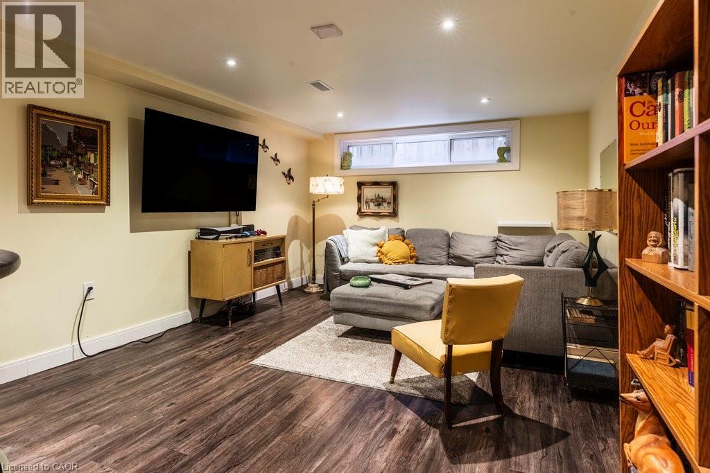 104 West 33rd Street, Hamilton, Ontario  L9C 5J1 - Photo 34 - 40777037