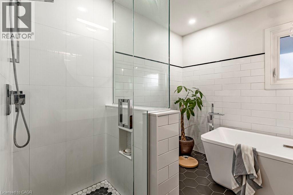 104 West 33rd Street, Hamilton, Ontario  L9C 5J1 - Photo 30 - 40777037