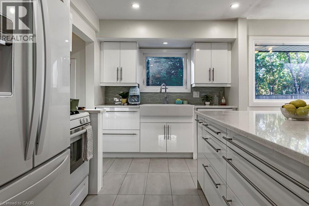 104 West 33rd Street, Hamilton, Ontario  L9C 5J1 - Photo 13 - 40777037