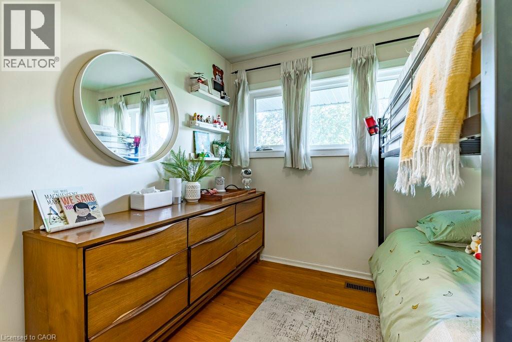 104 West 33rd Street, Hamilton, Ontario  L9C 5J1 - Photo 23 - 40777037