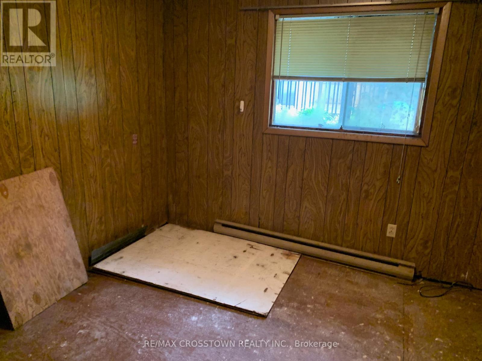 1470 Gill Road, Springwater, Ontario  L3V 4K6 - Photo 12 - S12425108