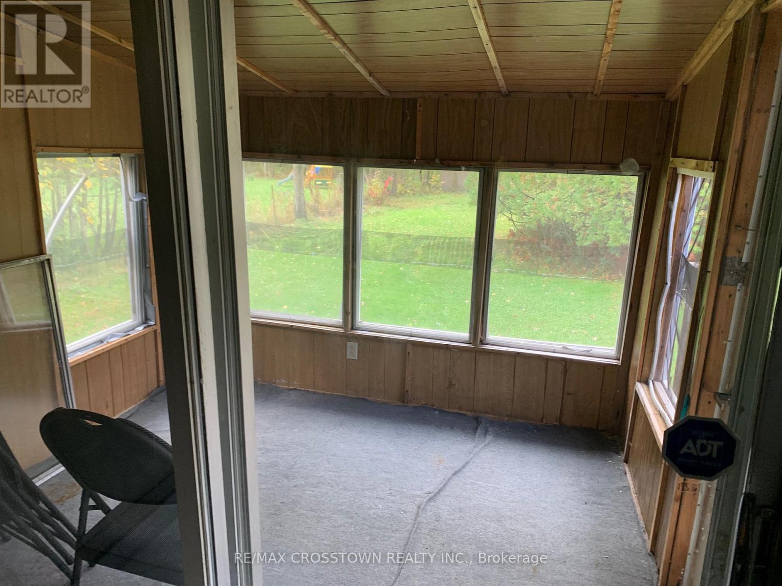 1470 Gill Road, Springwater, Ontario  L3V 4K6 - Photo 7 - S12425108