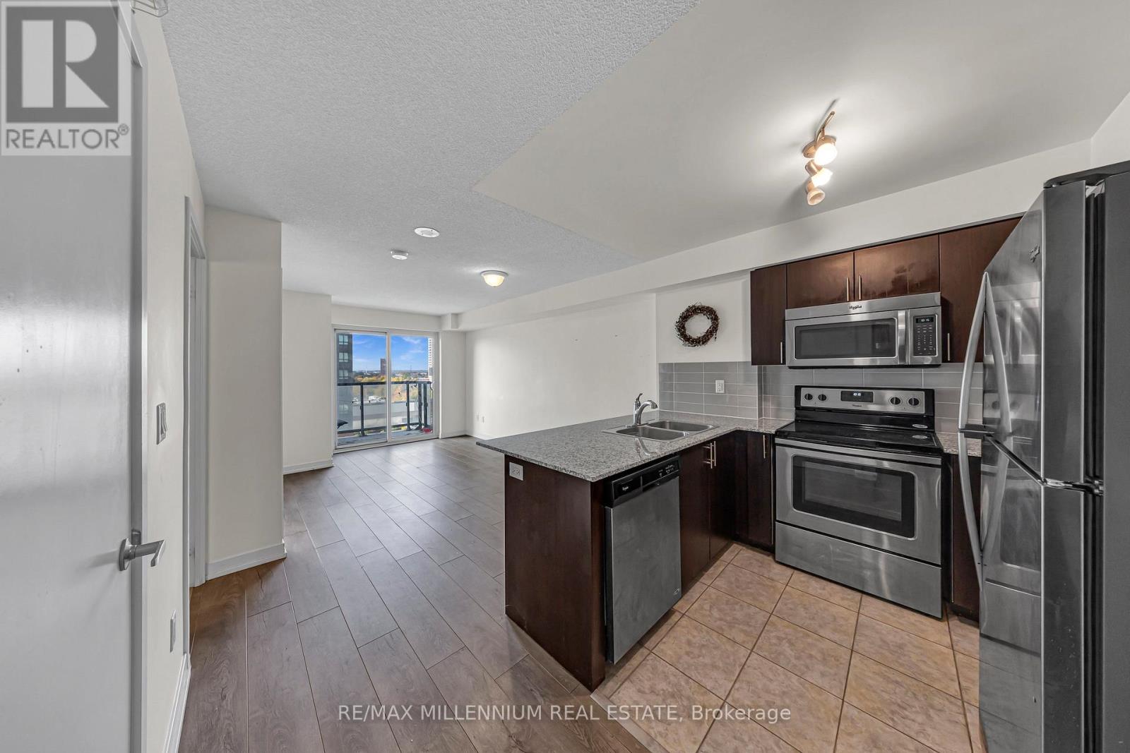908 - 1410 Dupont Street, Toronto, Ontario  M6H 0B6 - Photo 15 - W12482807