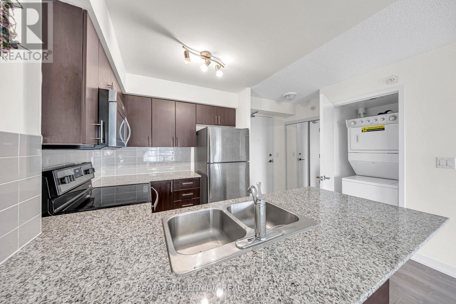 908 - 1410 Dupont Street, Toronto, Ontario  M6H 0B6 - Photo 19 - W12482807