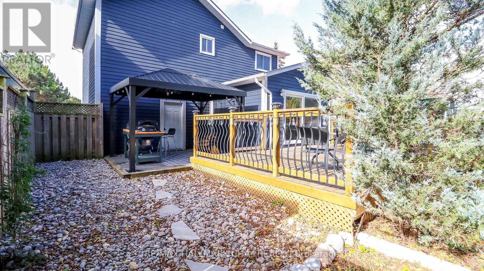 75 Elizabeth Street W, Barrie (Ardagh), Ontario  L4N 6P2 - Photo 3 - S12482795