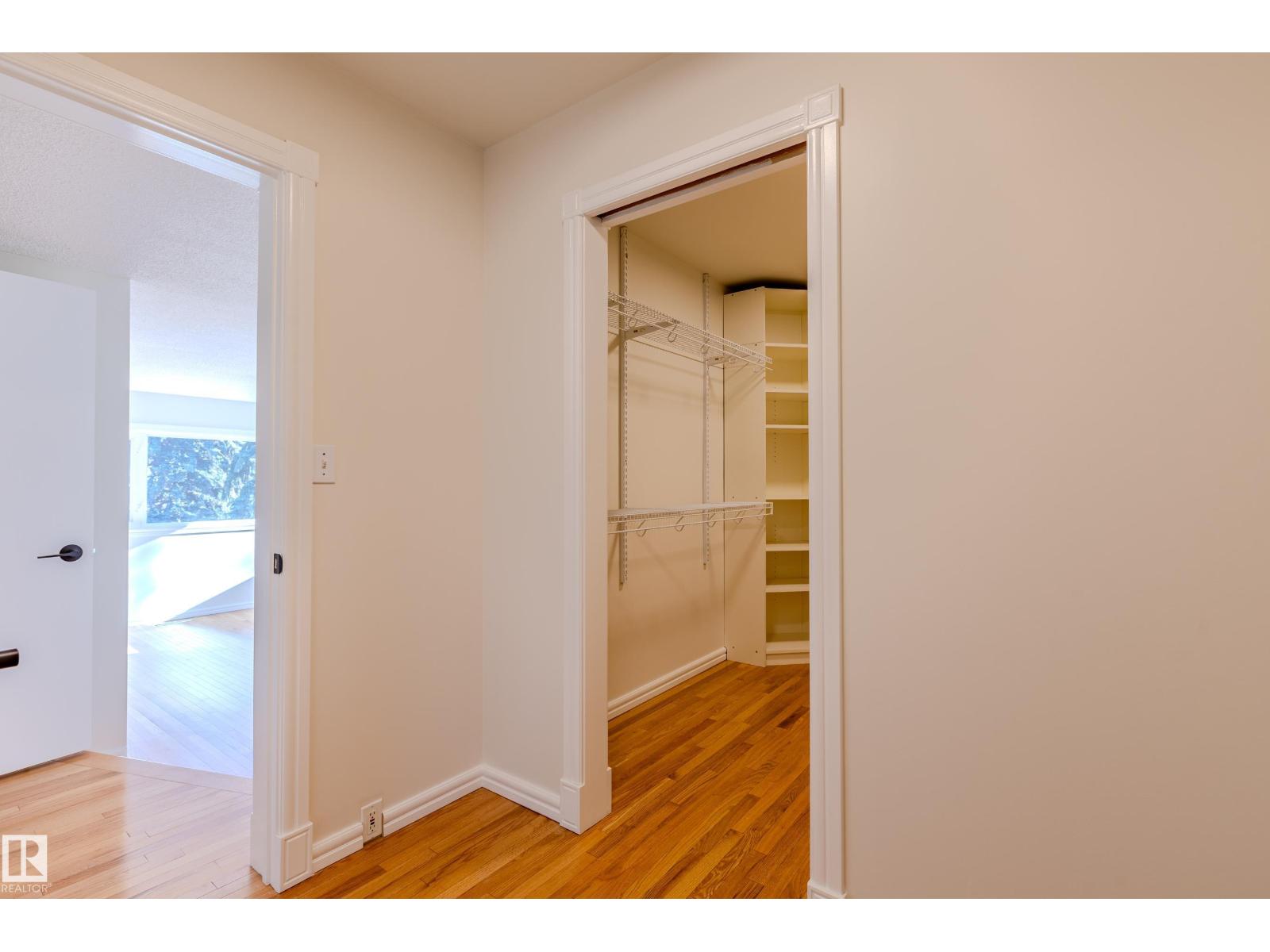 98 Valleyview Cr Nw, Edmonton, Alberta  T5R 5T3 - Photo 20 - E4463577