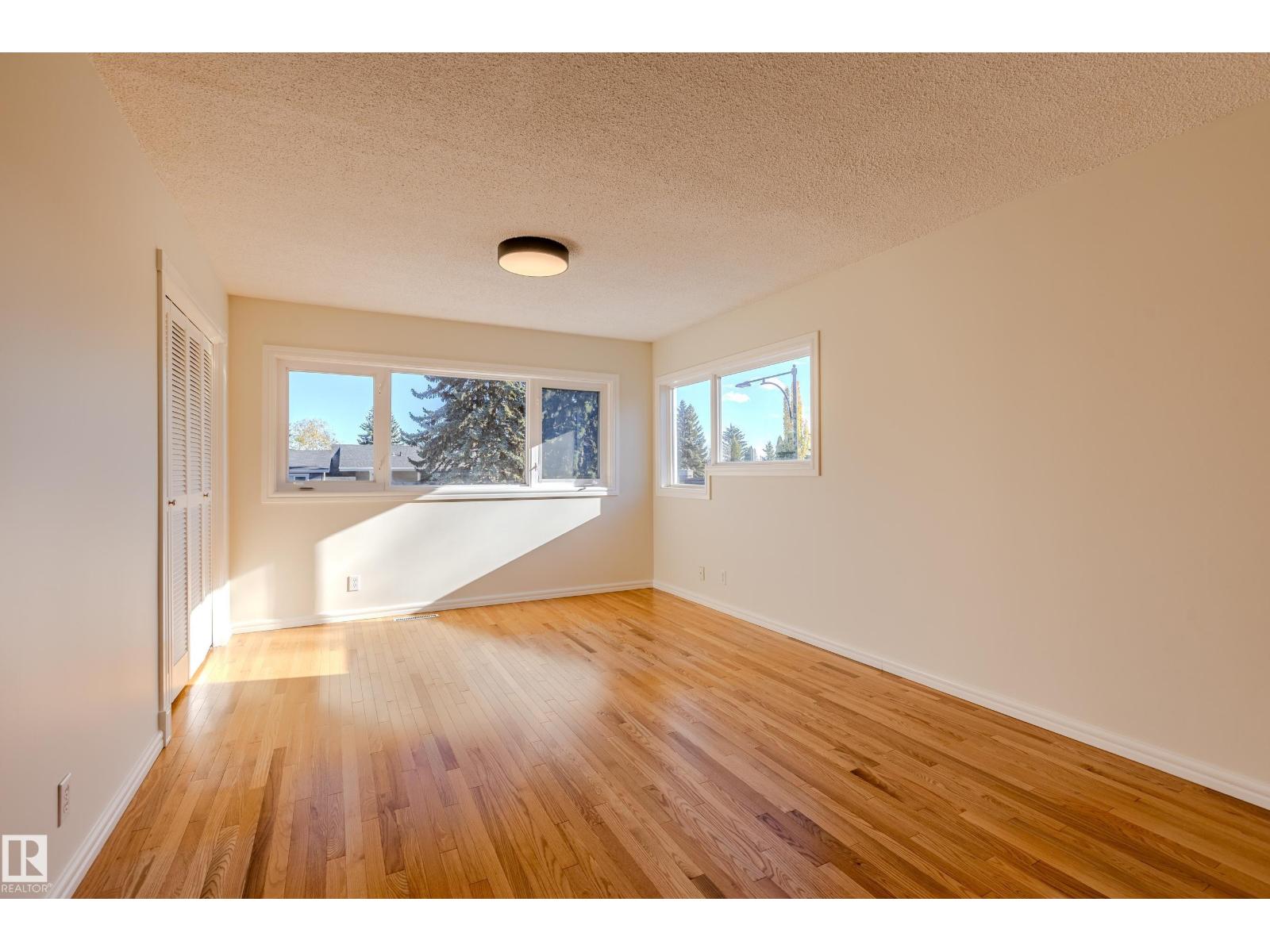 98 Valleyview Cr Nw, Edmonton, Alberta  T5R 5T3 - Photo 26 - E4463577