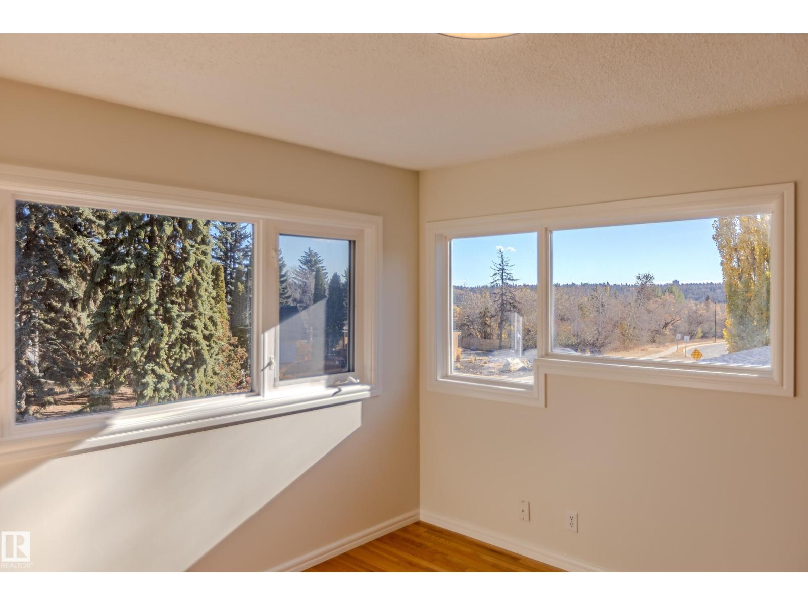 98 Valleyview Cr Nw, Edmonton, Alberta  T5R 5T3 - Photo 27 - E4463577