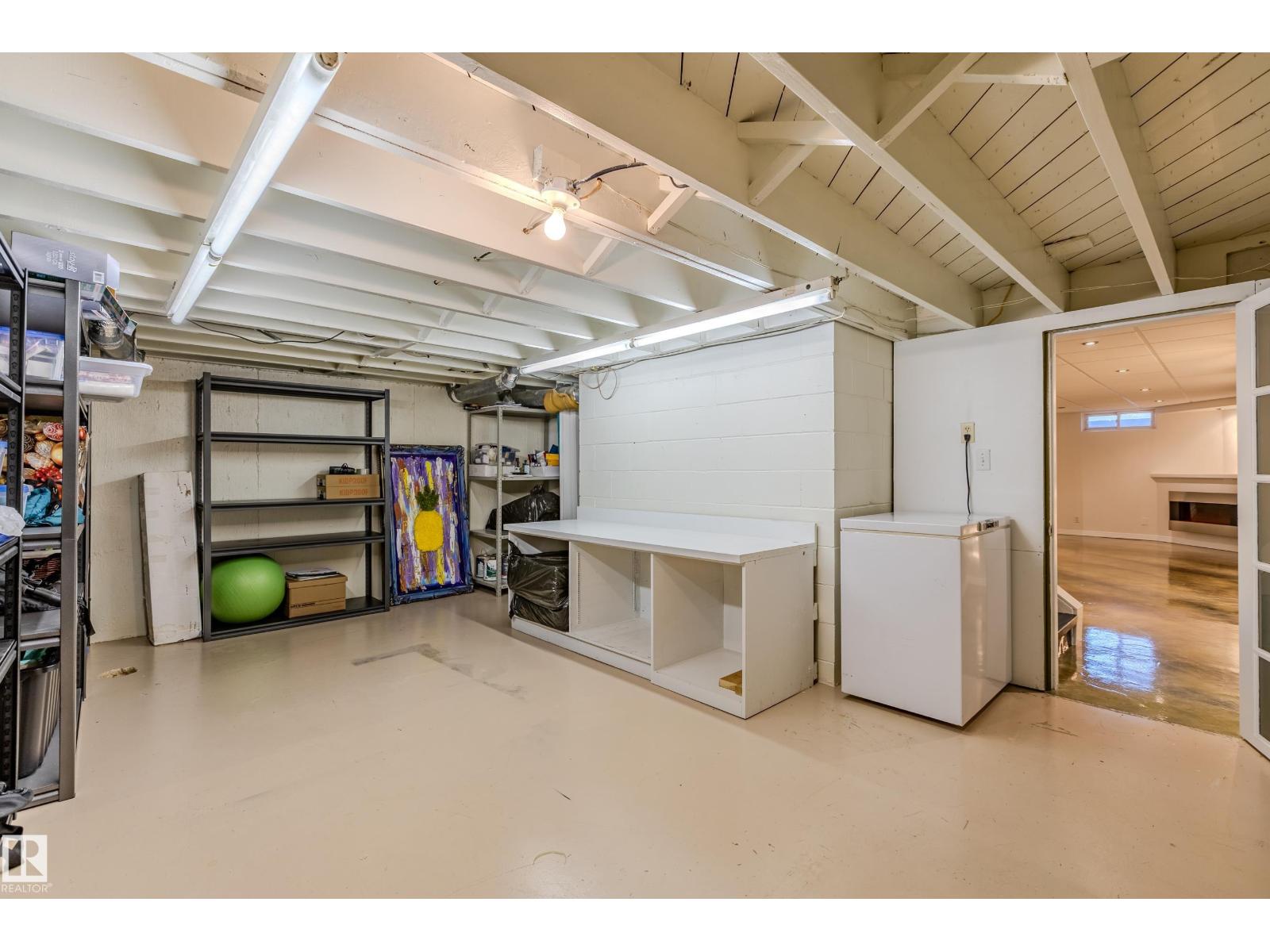 98 Valleyview Cr Nw, Edmonton, Alberta  T5R 5T3 - Photo 40 - E4463577