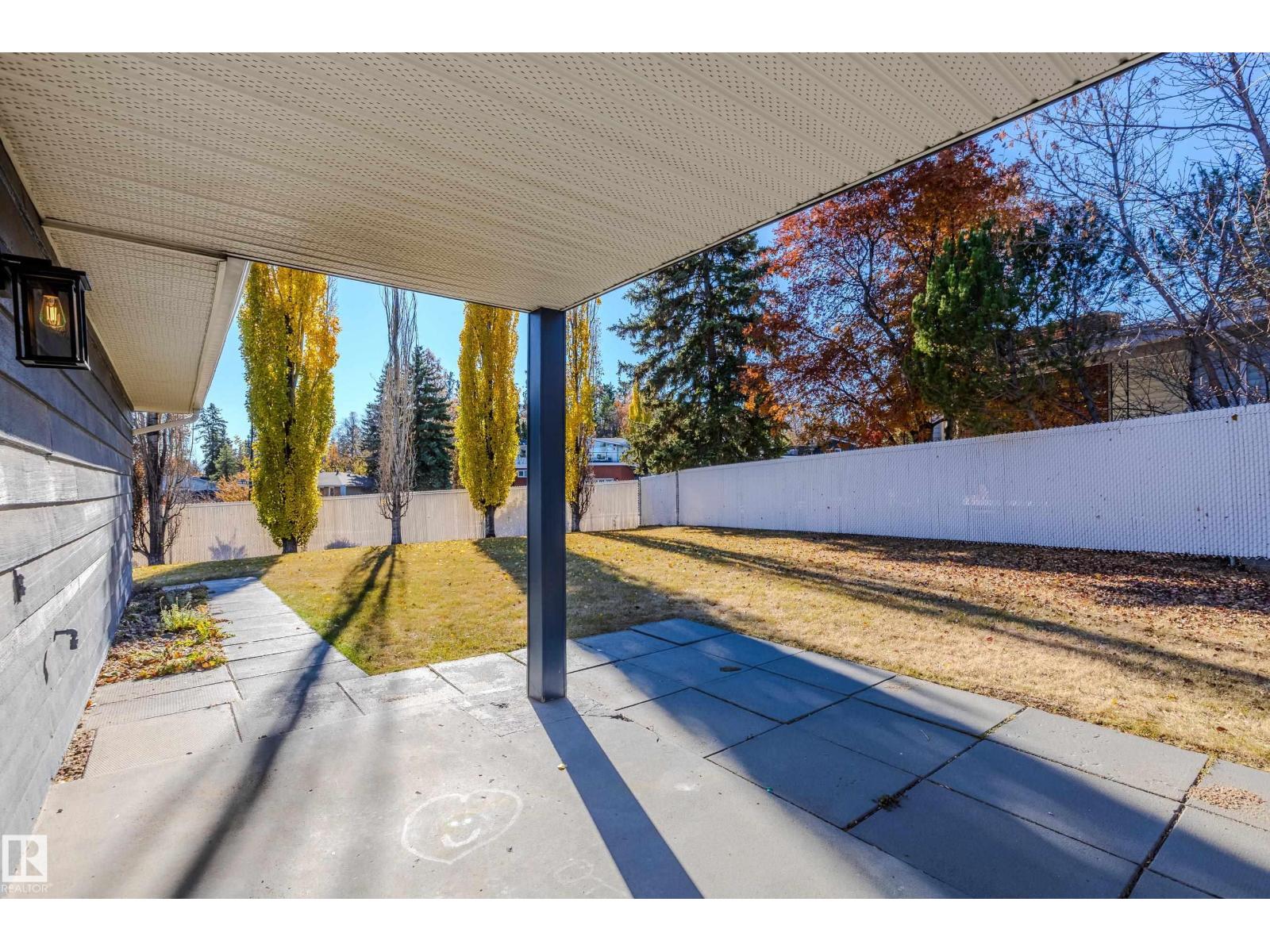 98 Valleyview Cr Nw, Edmonton, Alberta  T5R 5T3 - Photo 44 - E4463577
