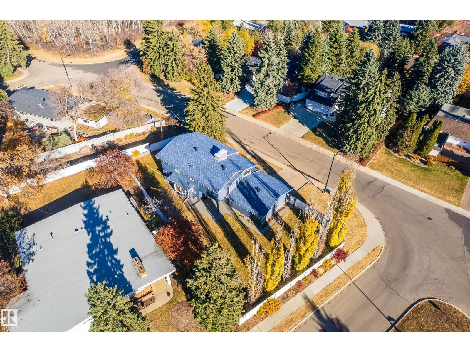 98 Valleyview Cr Nw, Edmonton, Alberta  T5R 5T3 - Photo 51 - E4463577