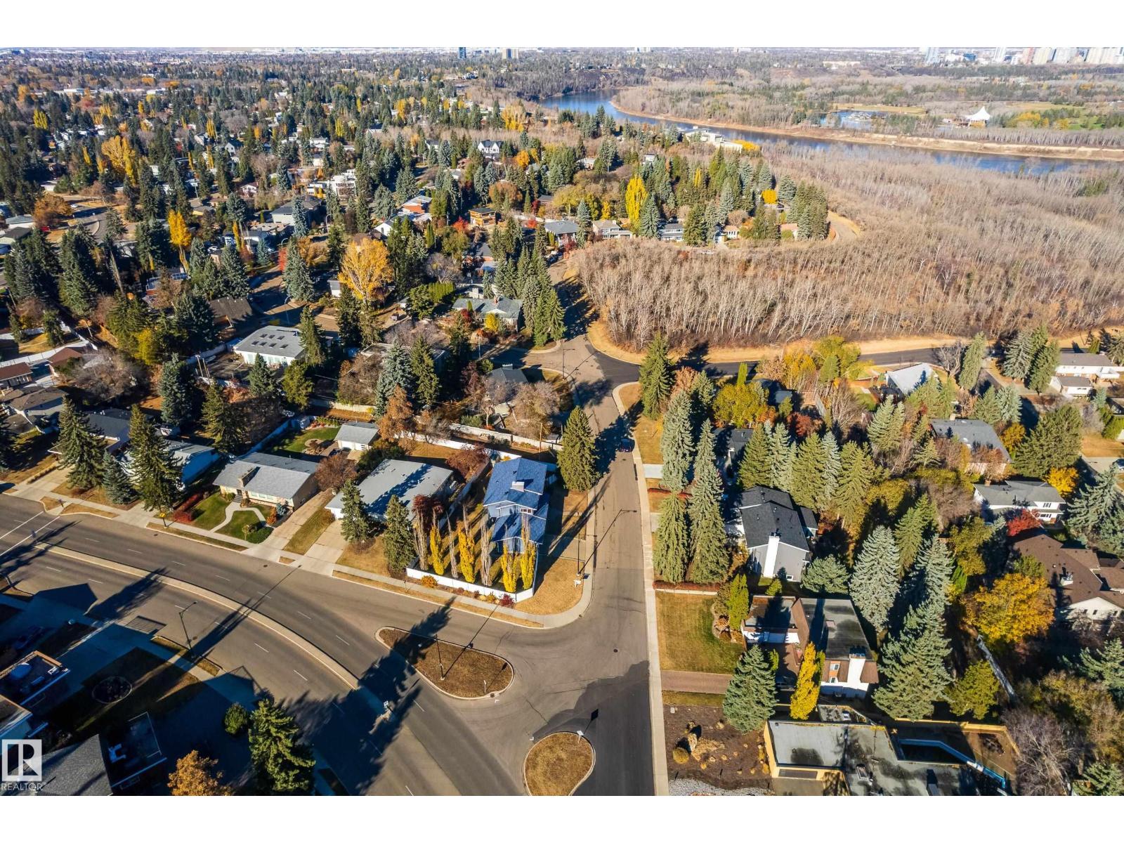 98 Valleyview Cr Nw, Edmonton, Alberta  T5R 5T3 - Photo 56 - E4463577
