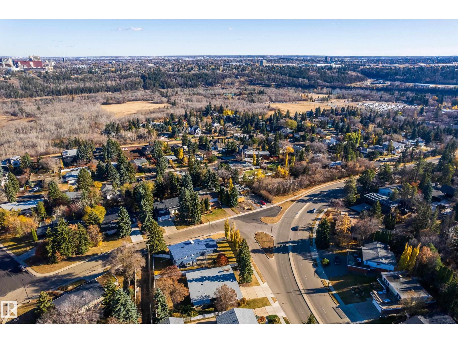 98 Valleyview Cr Nw, Edmonton, Alberta  T5R 5T3 - Photo 61 - E4463577