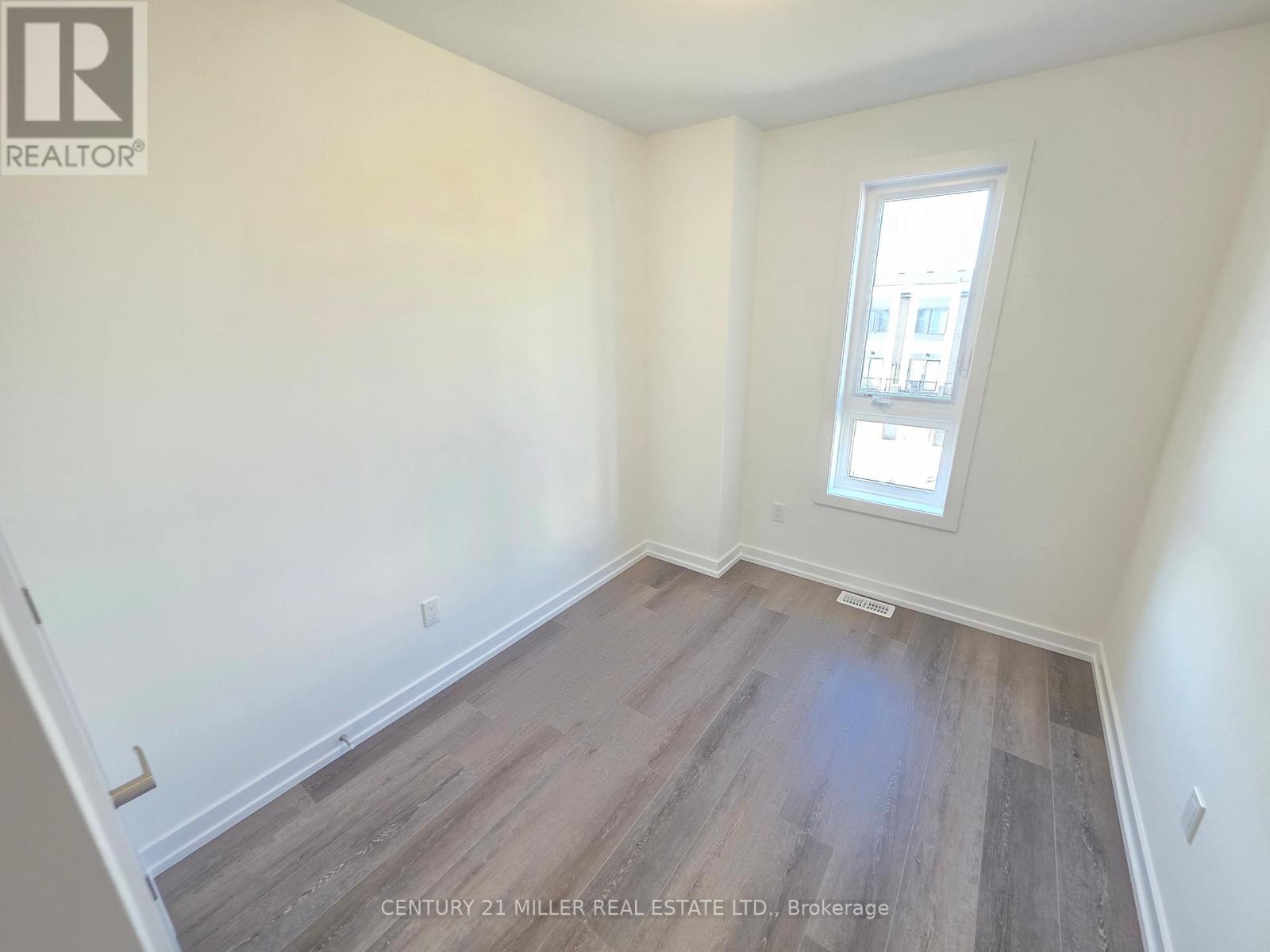 31 - 70 Kenesky Drive, Hamilton, Ontario  L8B 1Y4 - Photo 16 - X12482802
