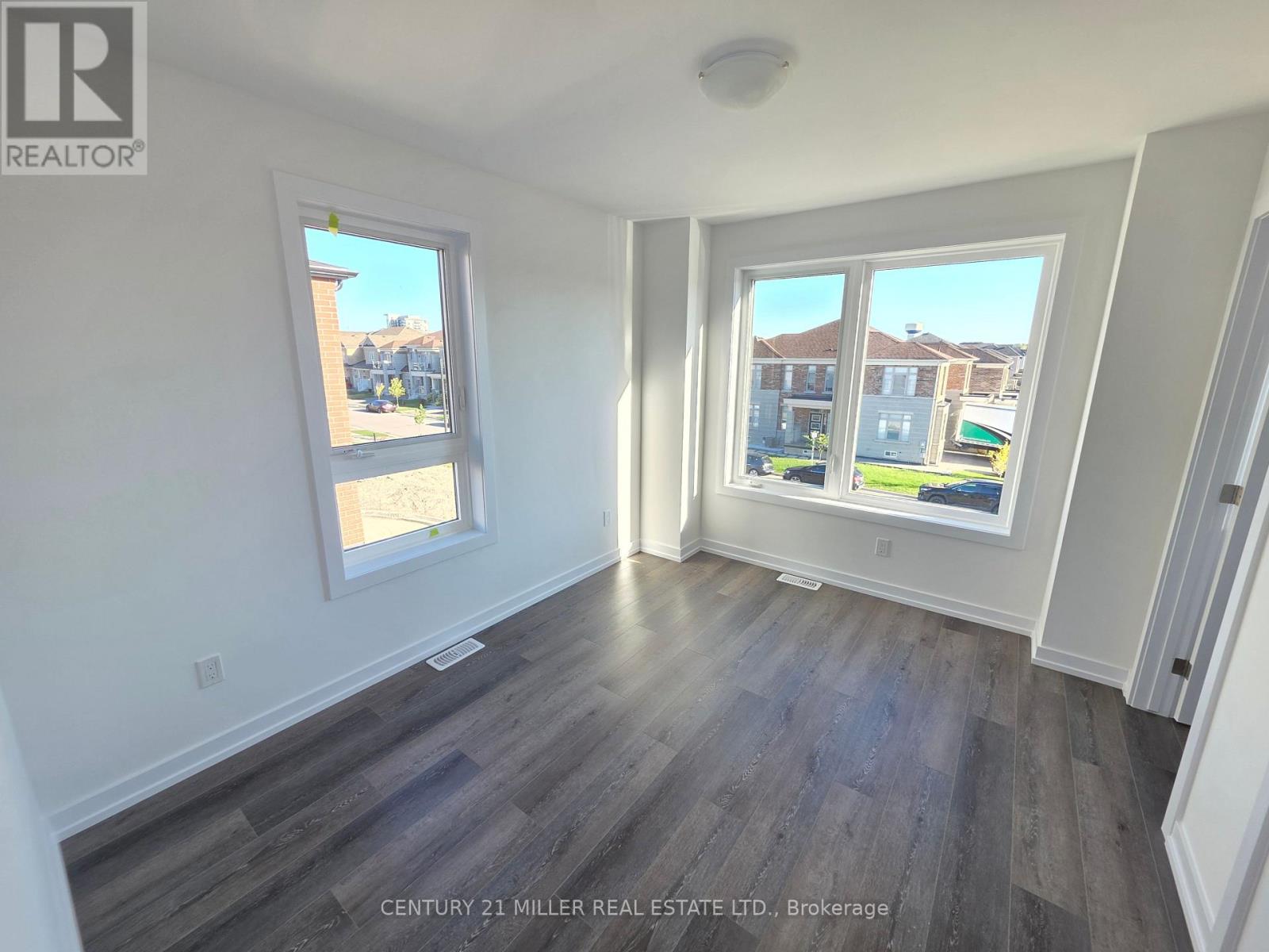 31 - 70 Kenesky Drive, Hamilton, Ontario  L8B 1Y4 - Photo 20 - X12482802