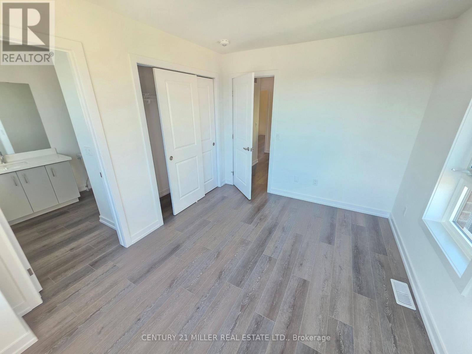 31 - 70 Kenesky Drive, Hamilton, Ontario  L8B 1Y4 - Photo 21 - X12482802