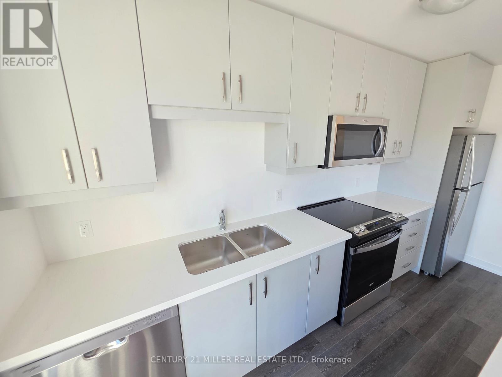 31 - 70 Kenesky Drive, Hamilton, Ontario  L8B 1Y4 - Photo 44 - X12482802