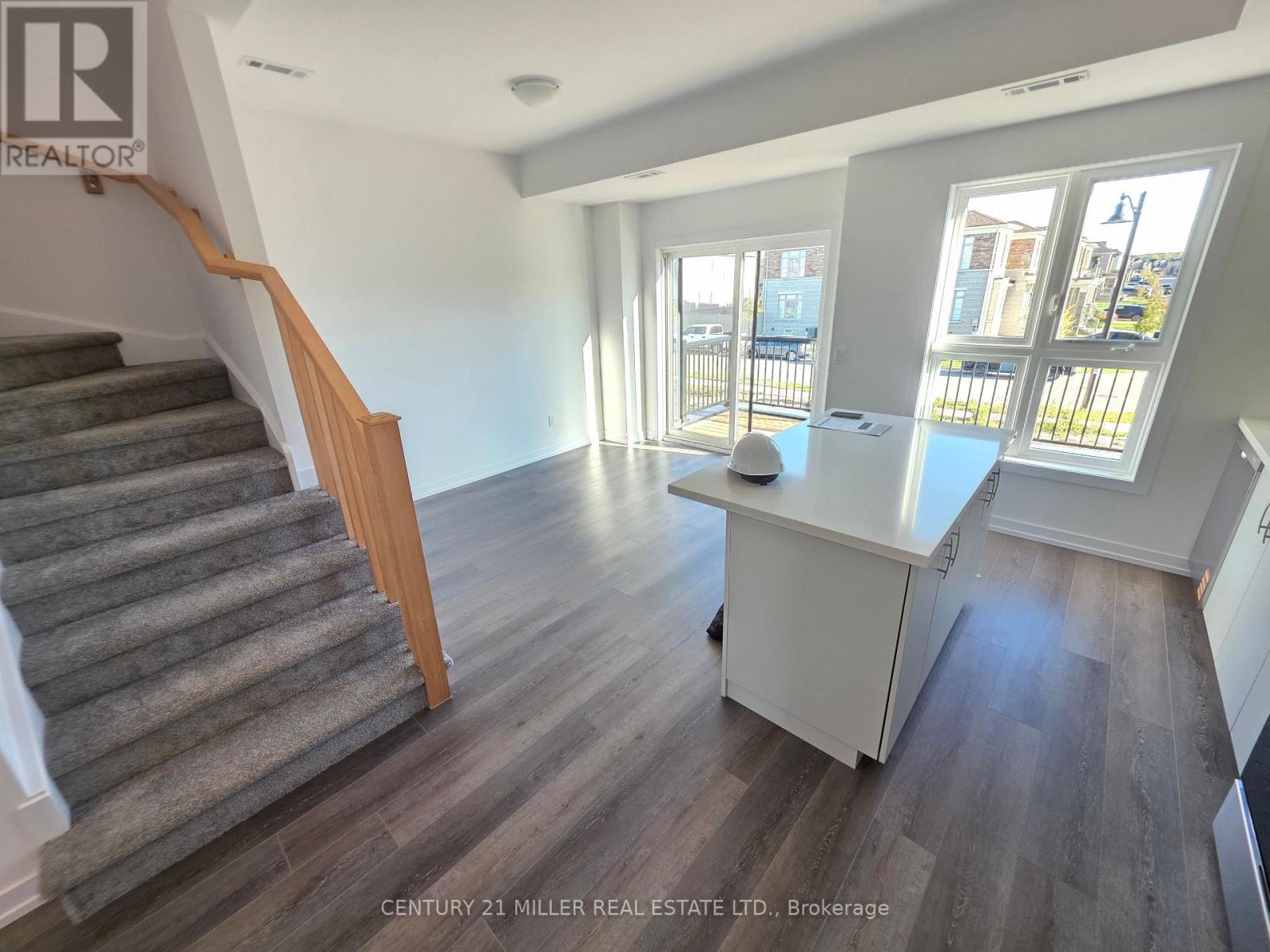 31 - 70 Kenesky Drive, Hamilton, Ontario  L8B 1Y4 - Photo 46 - X12482802