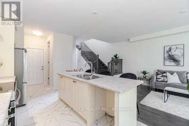 27 Sundin Drive E, Haldimand, Ontario  N3W 0H1 - Photo 18 - X12461674