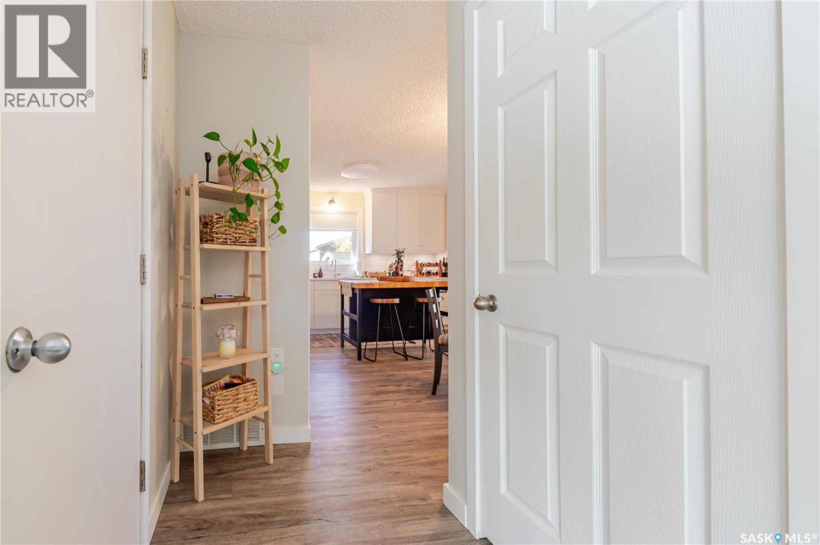 1020 Caribou Street W, Moose Jaw, Saskatchewan  S6H 2L7 - Photo 8 - SK021744