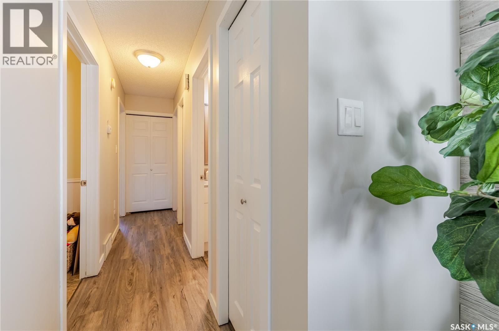 1020 Caribou Street W, Moose Jaw, Saskatchewan  S6H 2L7 - Photo 15 - SK021744