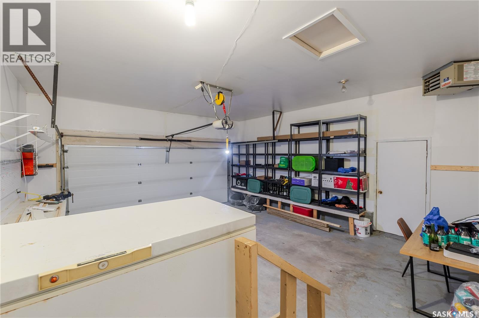 1020 Caribou Street W, Moose Jaw, Saskatchewan  S6H 2L7 - Photo 42 - SK021744