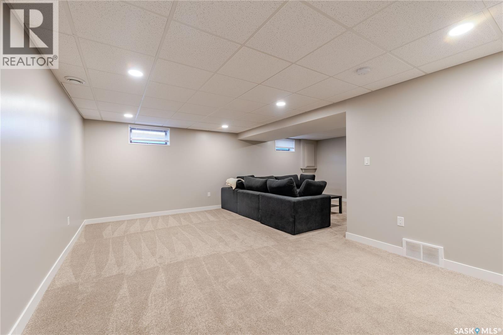 1020 Caribou Street W, Moose Jaw, Saskatchewan  S6H 2L7 - Photo 27 - SK021744