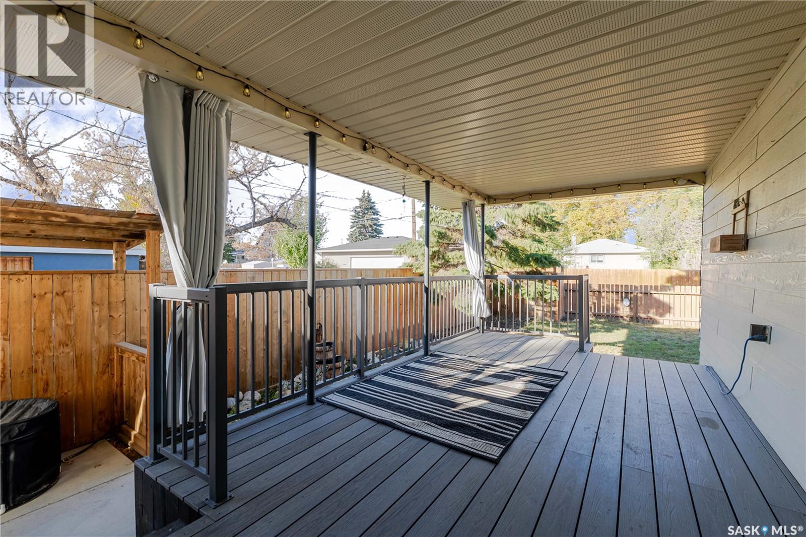 1020 Caribou Street W, Moose Jaw, Saskatchewan  S6H 2L7 - Photo 44 - SK021744