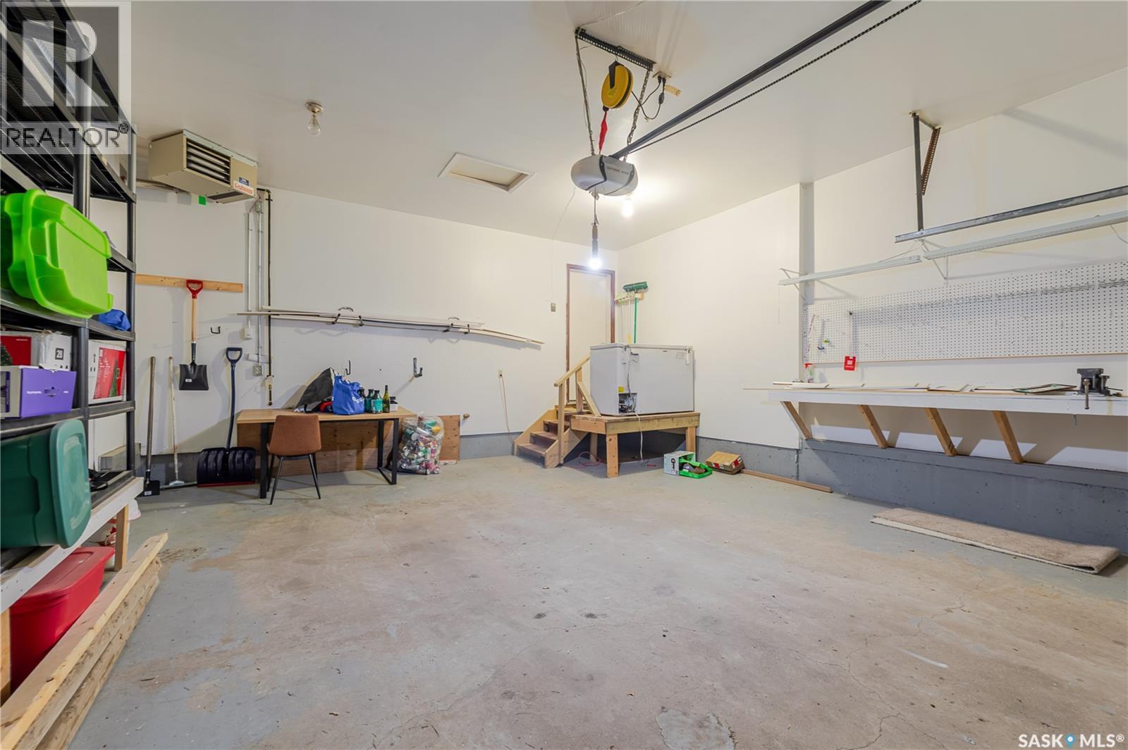 1020 Caribou Street W, Moose Jaw, Saskatchewan  S6H 2L7 - Photo 43 - SK021744