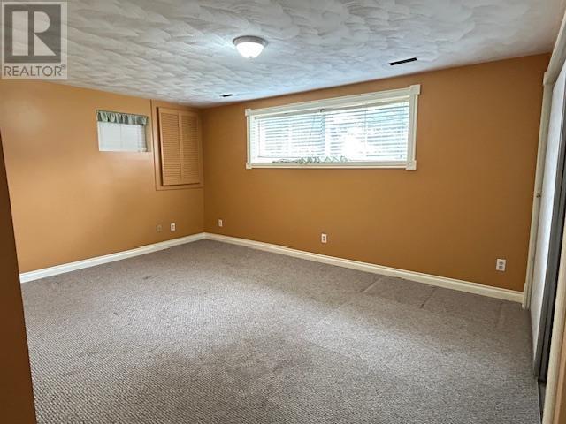 265 Woodward Ave, Blind River, Ontario  P0R 1B0 - Photo 20 - SM253068