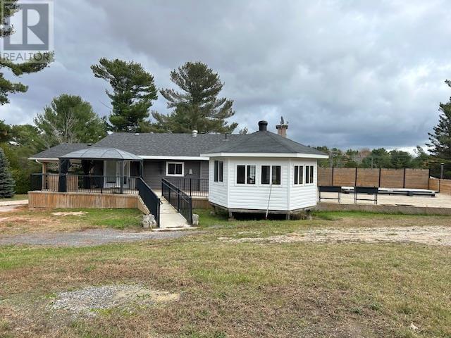 265 Woodward Ave, Blind River, Ontario  P0R 1B0 - Photo 34 - SM253068