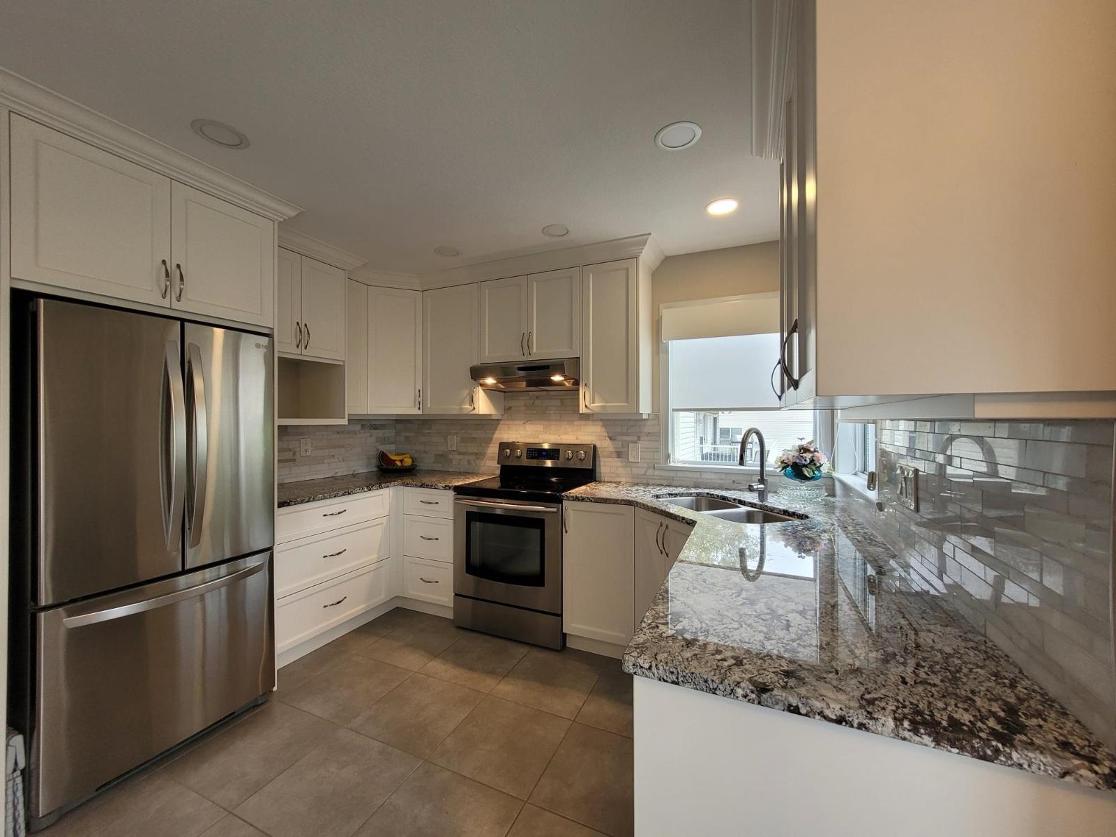 3015 Cassiar Avenue, Abbotsford, British Columbia  V2S 6B7 - Photo 4 - R3014585
