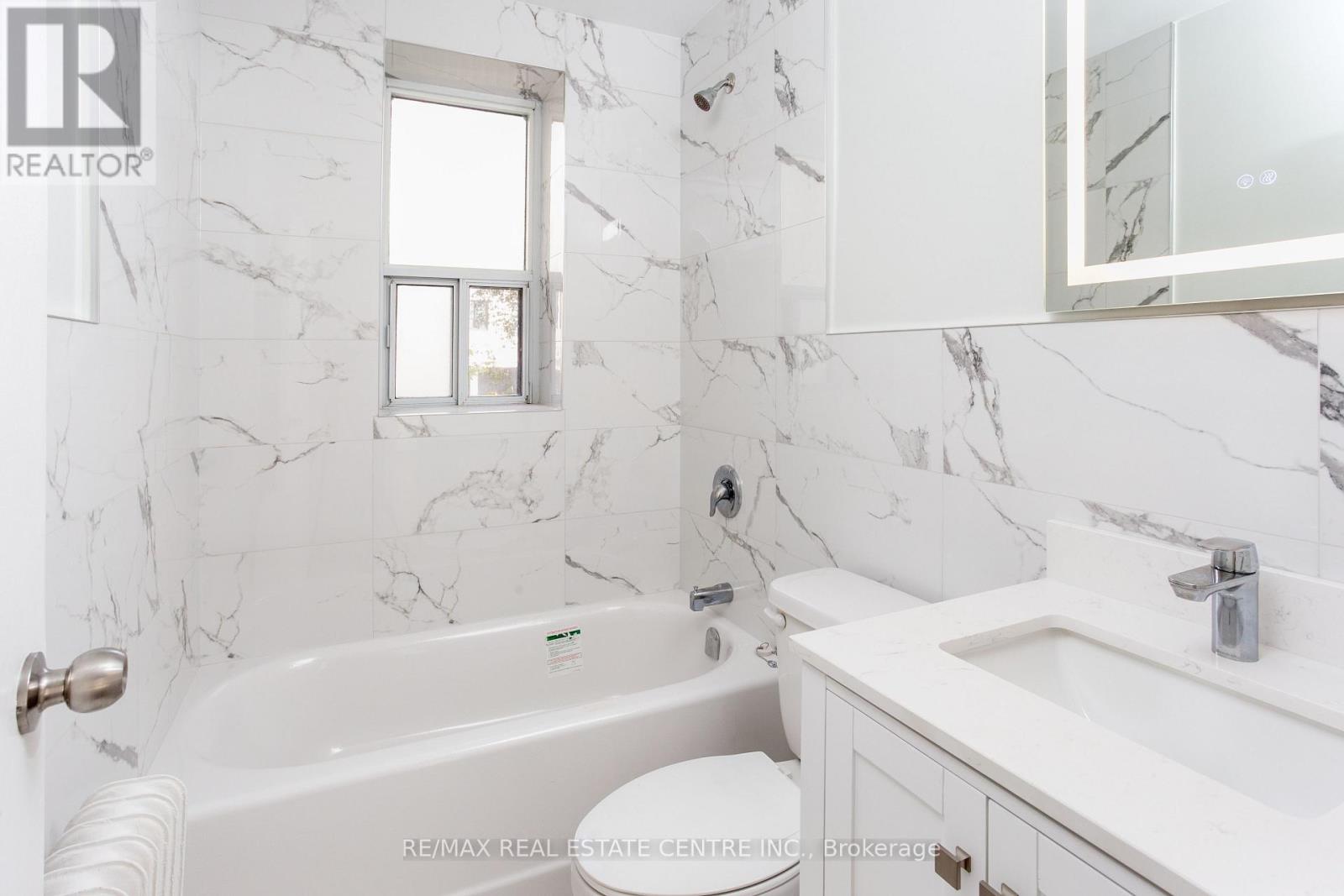 107 - 5 Hill Heights Road, Toronto, Ontario  M8Y 1Y9 - Photo 13 - W12482822