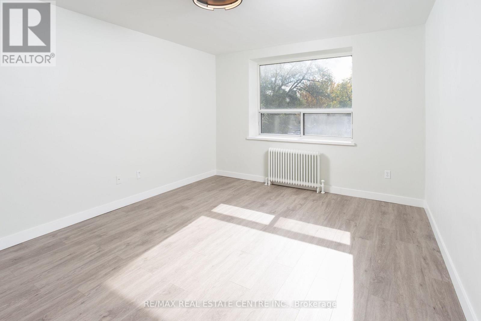 107 - 5 Hill Heights Road, Toronto, Ontario  M8Y 1Y9 - Photo 16 - W12482822