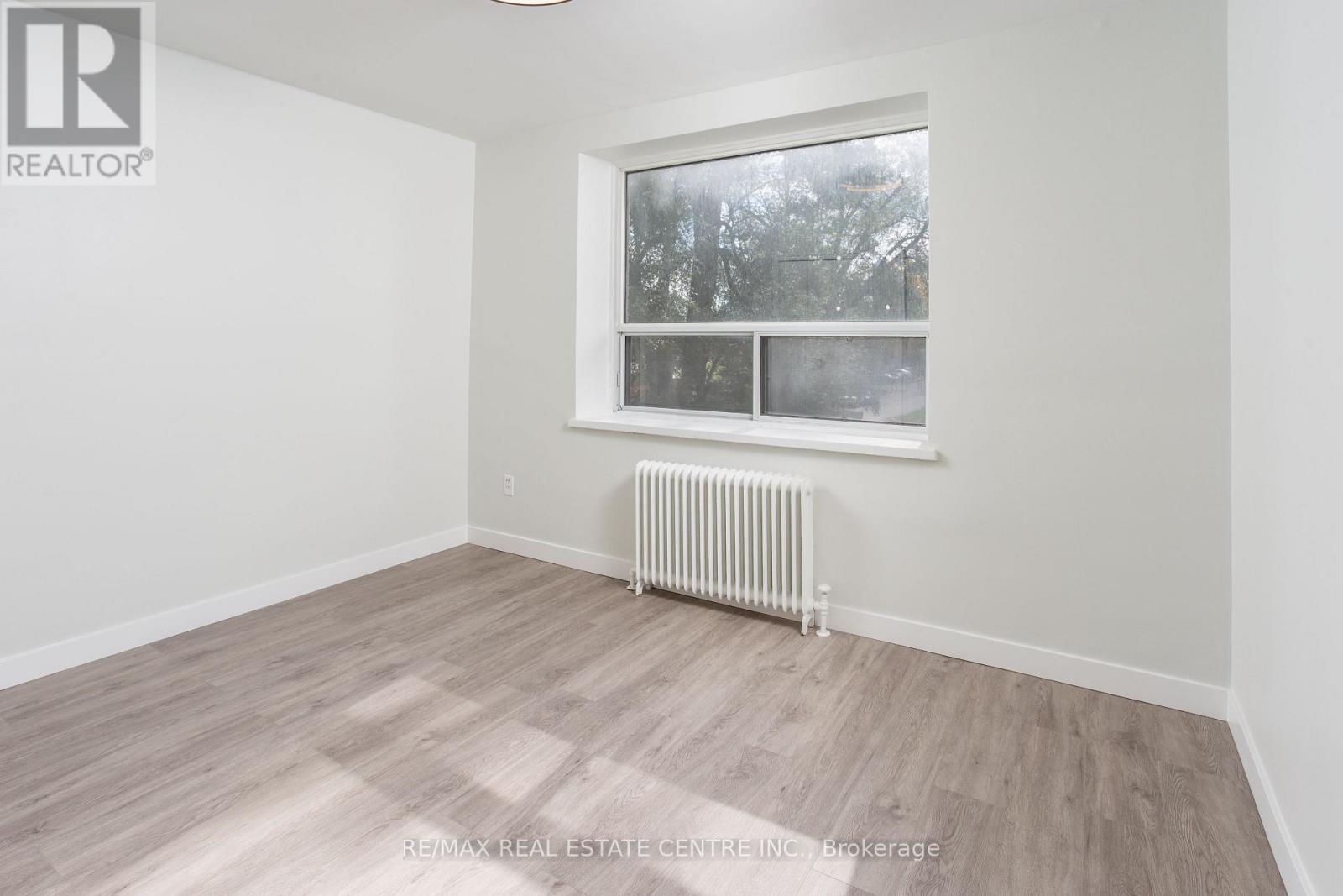 107 - 5 Hill Heights Road, Toronto, Ontario  M8Y 1Y9 - Photo 18 - W12482822