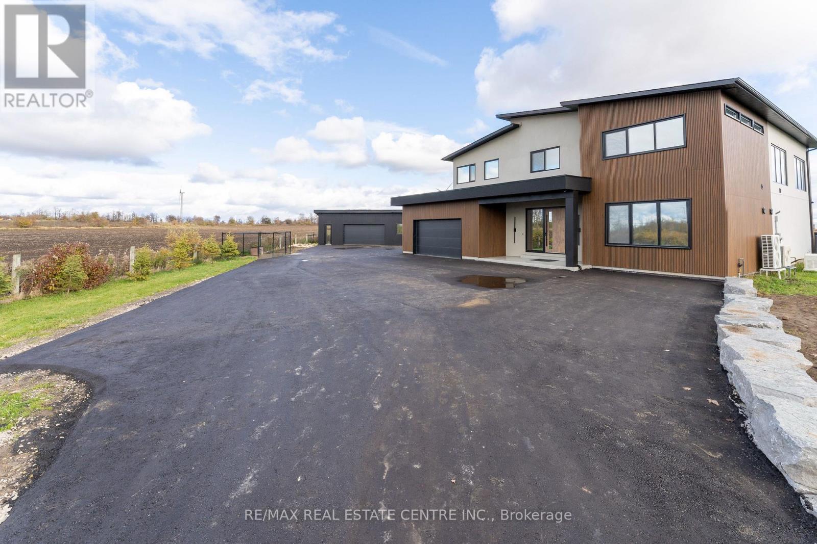295449 8th Line, Amaranth, Ontario  L9V 1K4 - Photo 2 - X12482821