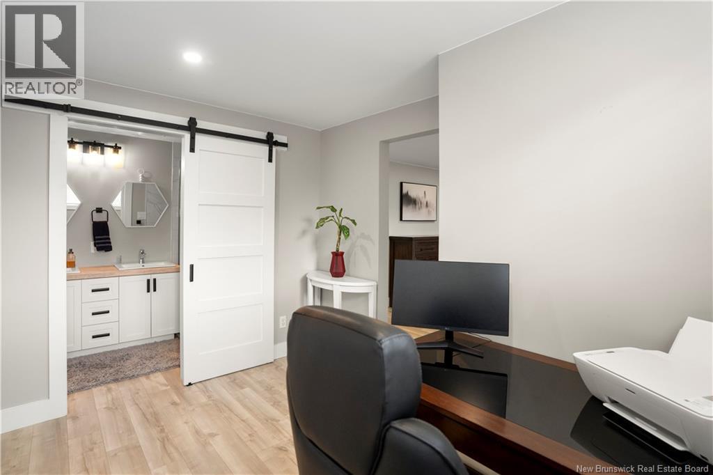 125 Roche, Bathurst, New Brunswick  E2A 3E5 - Photo 31 - NB129048