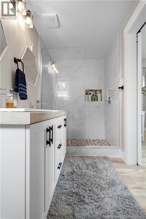 125 Roche, Bathurst, New Brunswick  E2A 3E5 - Photo 34 - NB129048