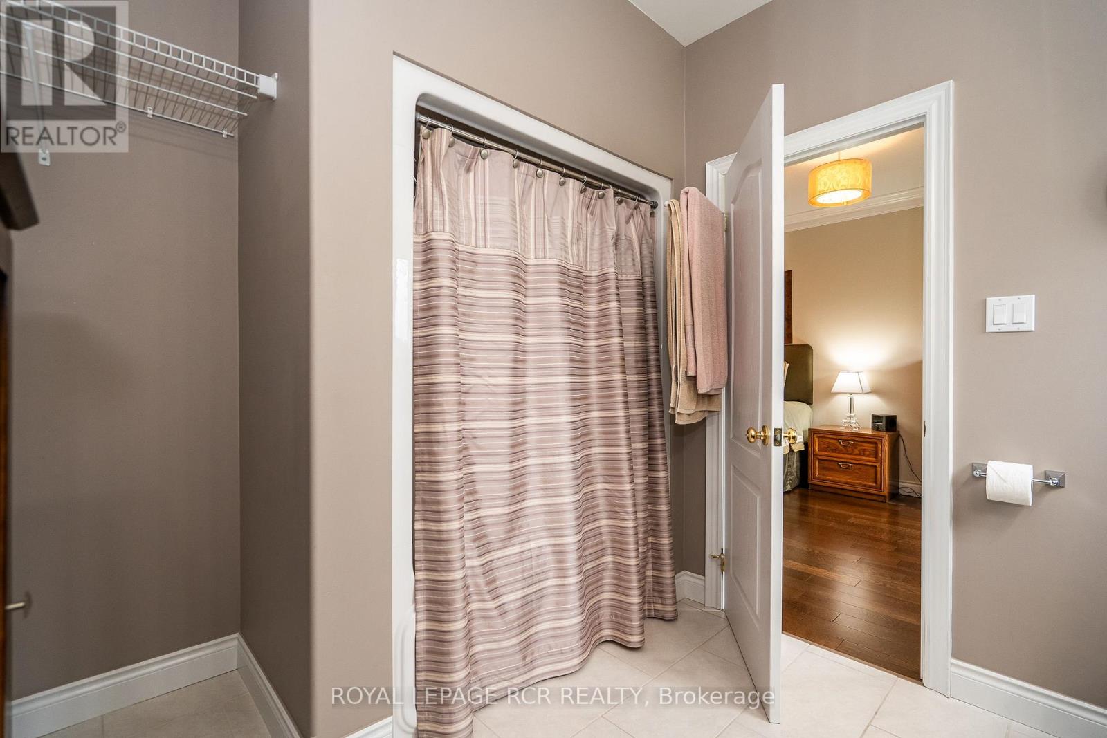 39 Dinnick Crescent, Orangeville, Ontario  L9W 0B7 - Photo 11 - W12482831
