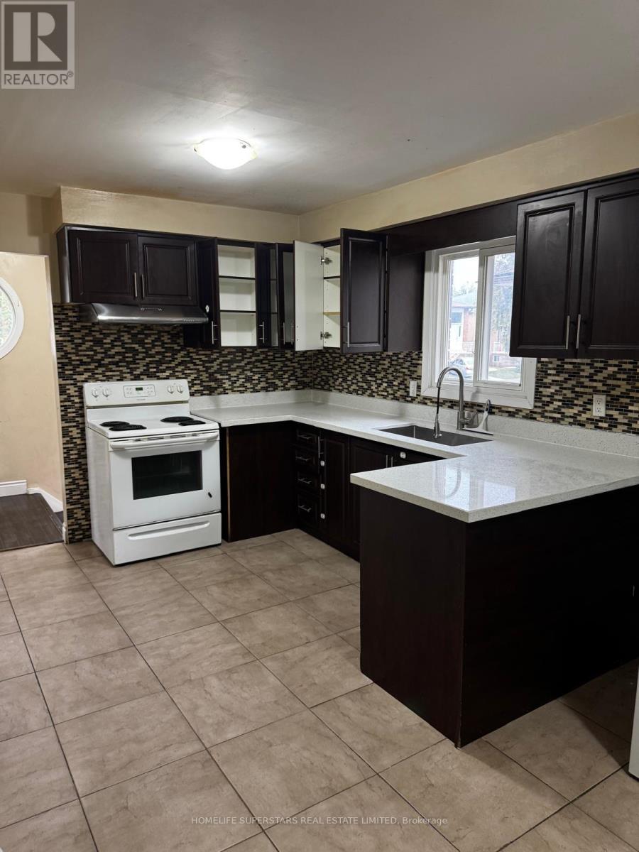379 Archdekin Drive W, Brampton, Ontario  L6V 3E9 - Photo 14 - W12482834