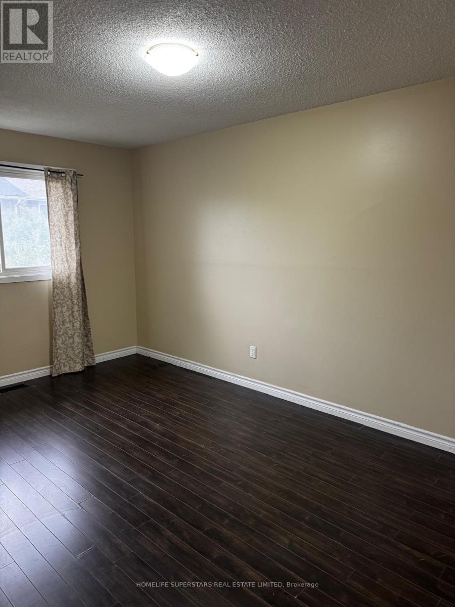 379 Archdekin Drive W, Brampton, Ontario  L6V 3E9 - Photo 2 - W12482834